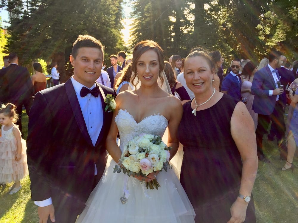 Aaron and Megan Duval on their wedding day at Adelaide Botanic Gardens